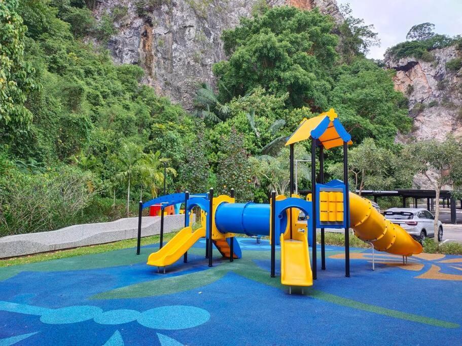Pangsapuri Be.cream The Cove -6mins Lost World Tambun -10pax *